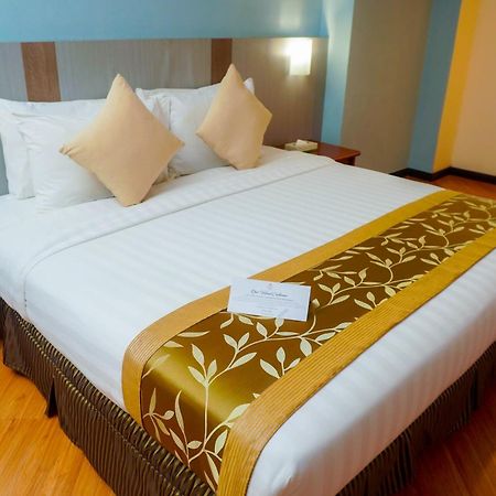 Kemena Plaza Hotel Bintulu Exterior foto